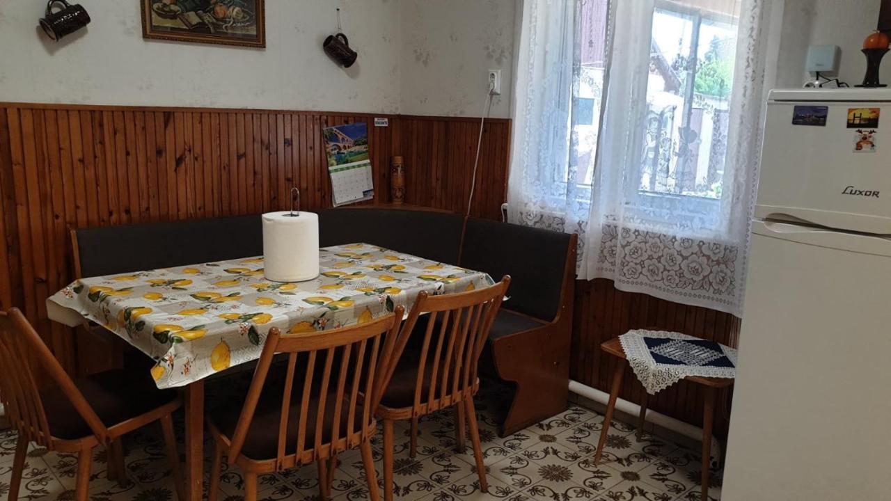 Ilona Apartmanok Balatonboglár المظهر الخارجي الصورة