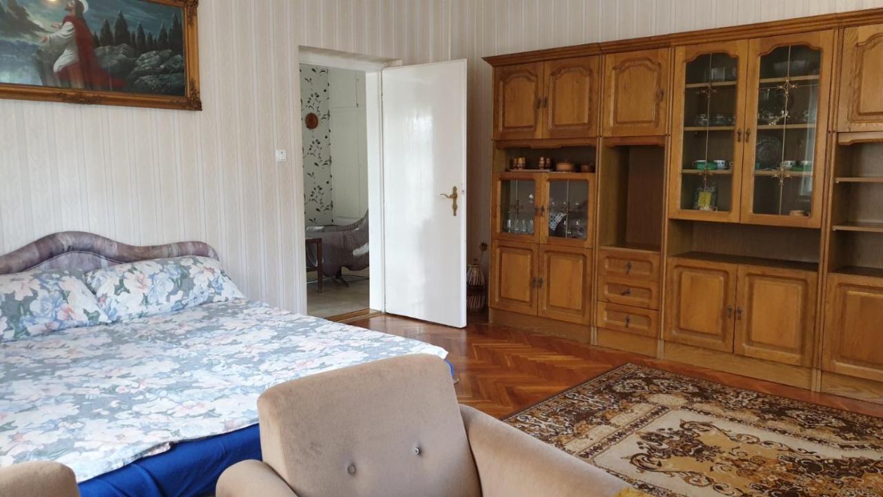 Ilona Apartmanok Balatonboglár المظهر الخارجي الصورة