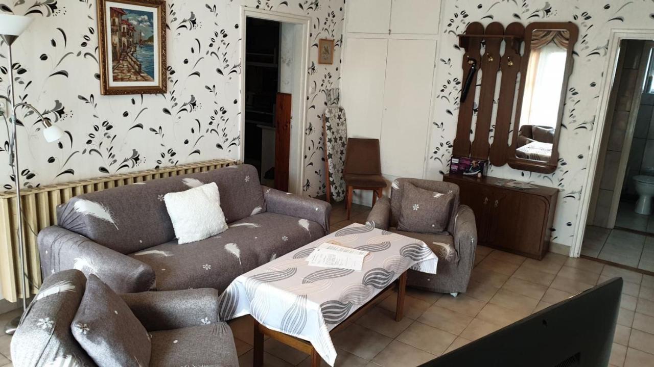 Ilona Apartmanok Balatonboglár المظهر الخارجي الصورة